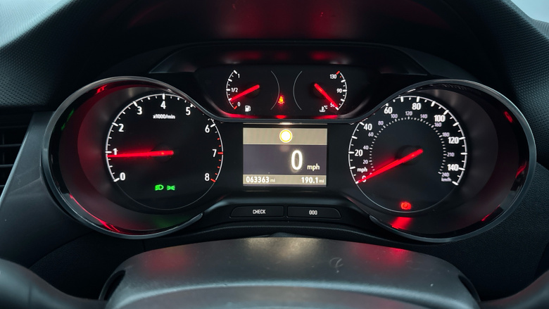 Vauxhall Crossland X 1.2 Elite 5dr Petrol Hatchback